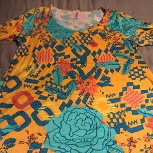 L LuLaRoe Perfect T
